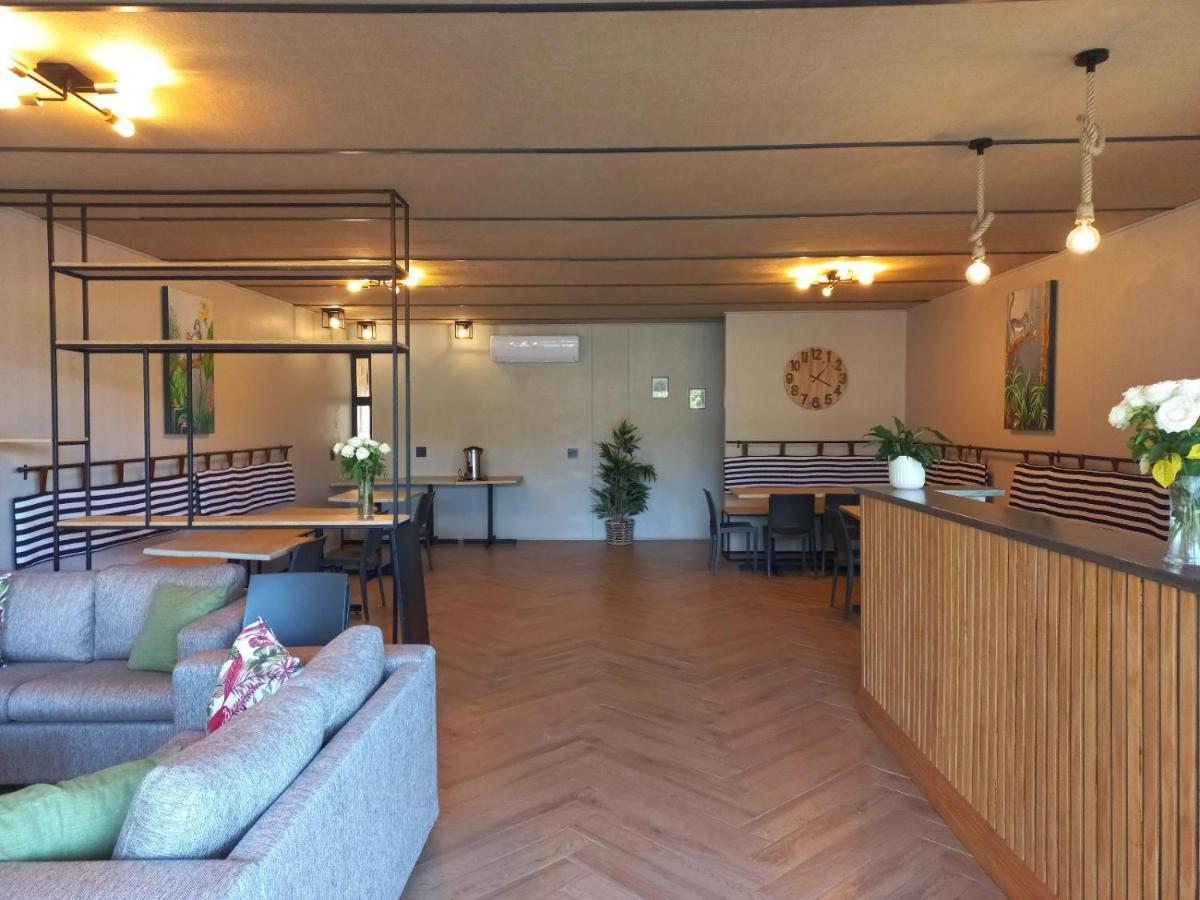 Le Bezz Guesthouse Балліто Екстер'єр фото