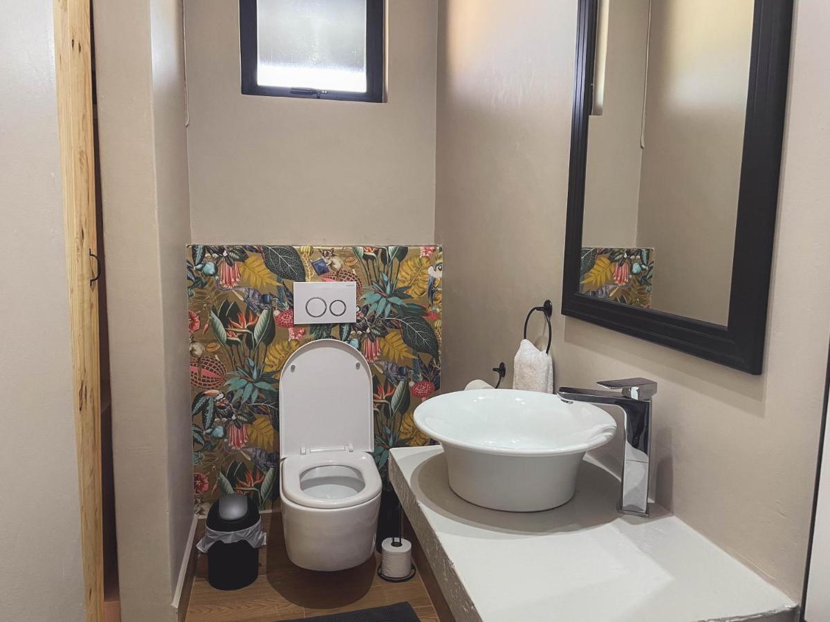 Le Bezz Guesthouse Балліто Екстер'єр фото